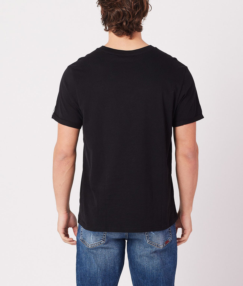 NATE V-NECK T-SHIRT, BLACK