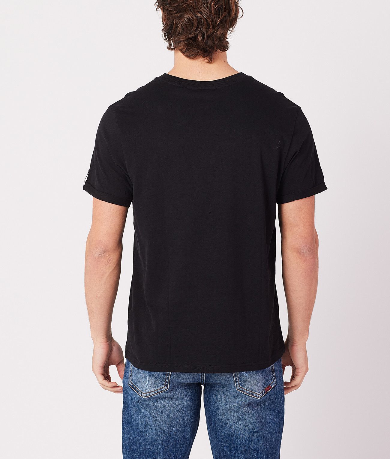 NATE V-NECK T-SHIRT, BLACK