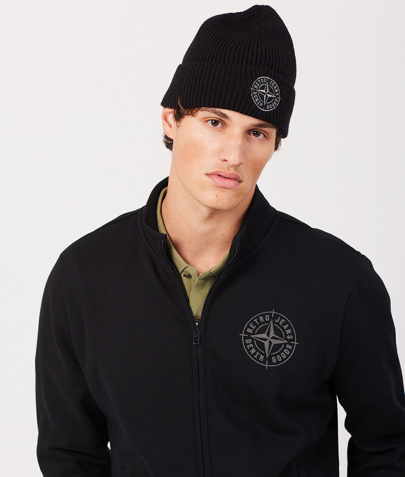 DENNIS ZIPUP JOGGING TOP, BLACK