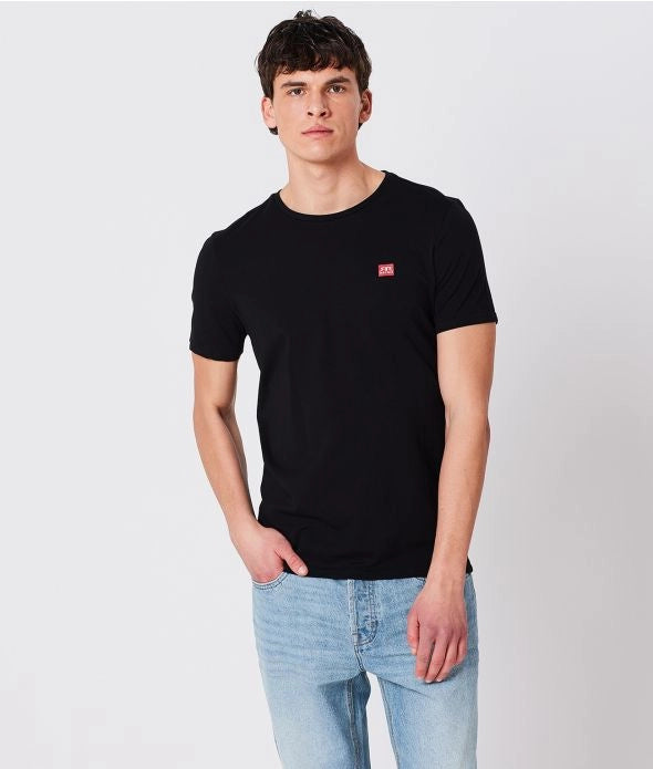 EDDIE ROUND T-SHIRT, BLACK