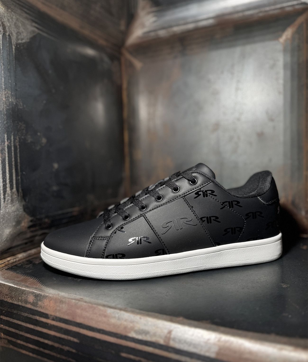 AUGUSTUS SNEAKERS SNEAKERS, BLACK