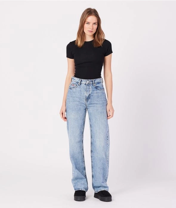 KYRA T-SHIRT, BLACK