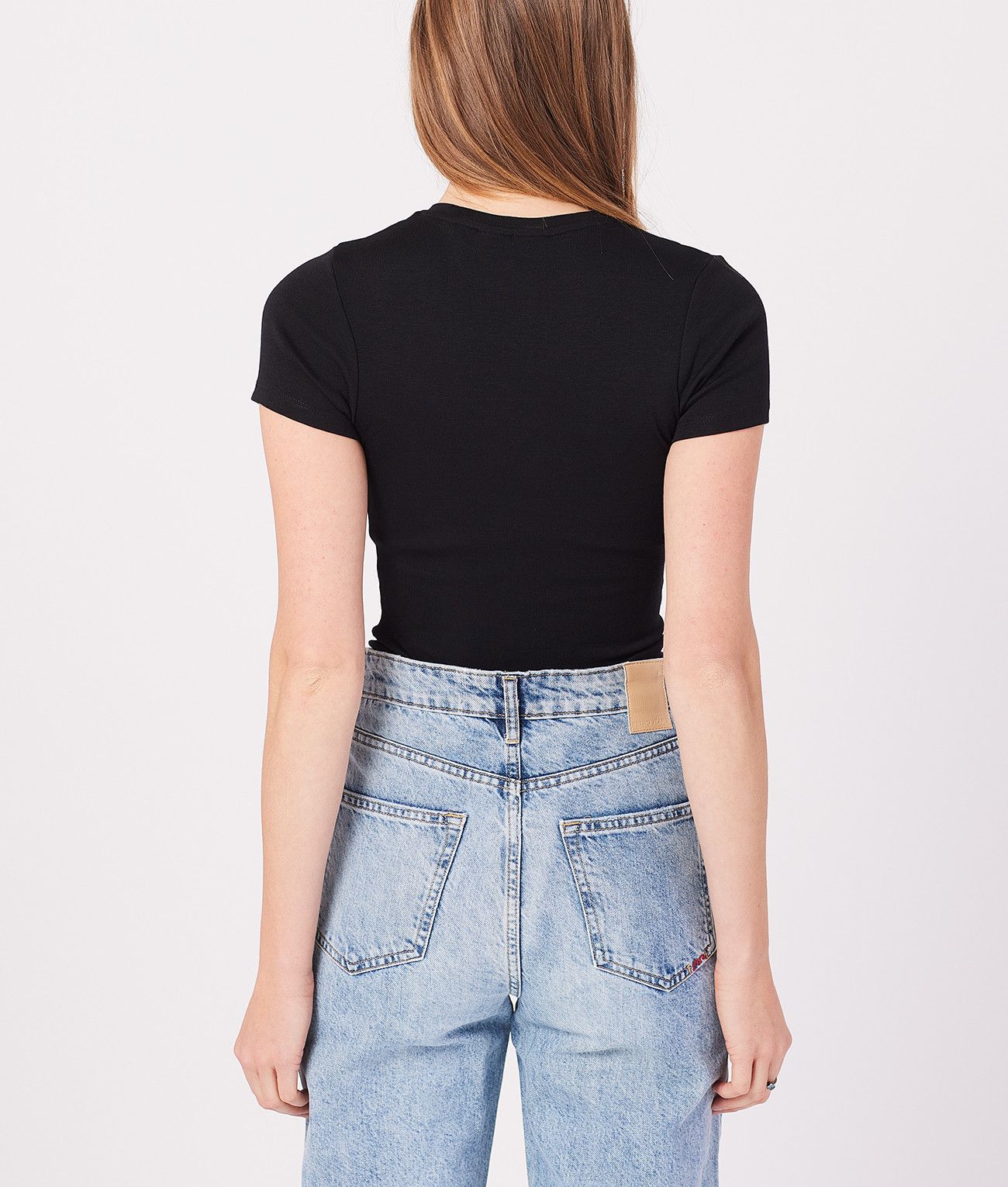KYRA T-SHIRT, BLACK