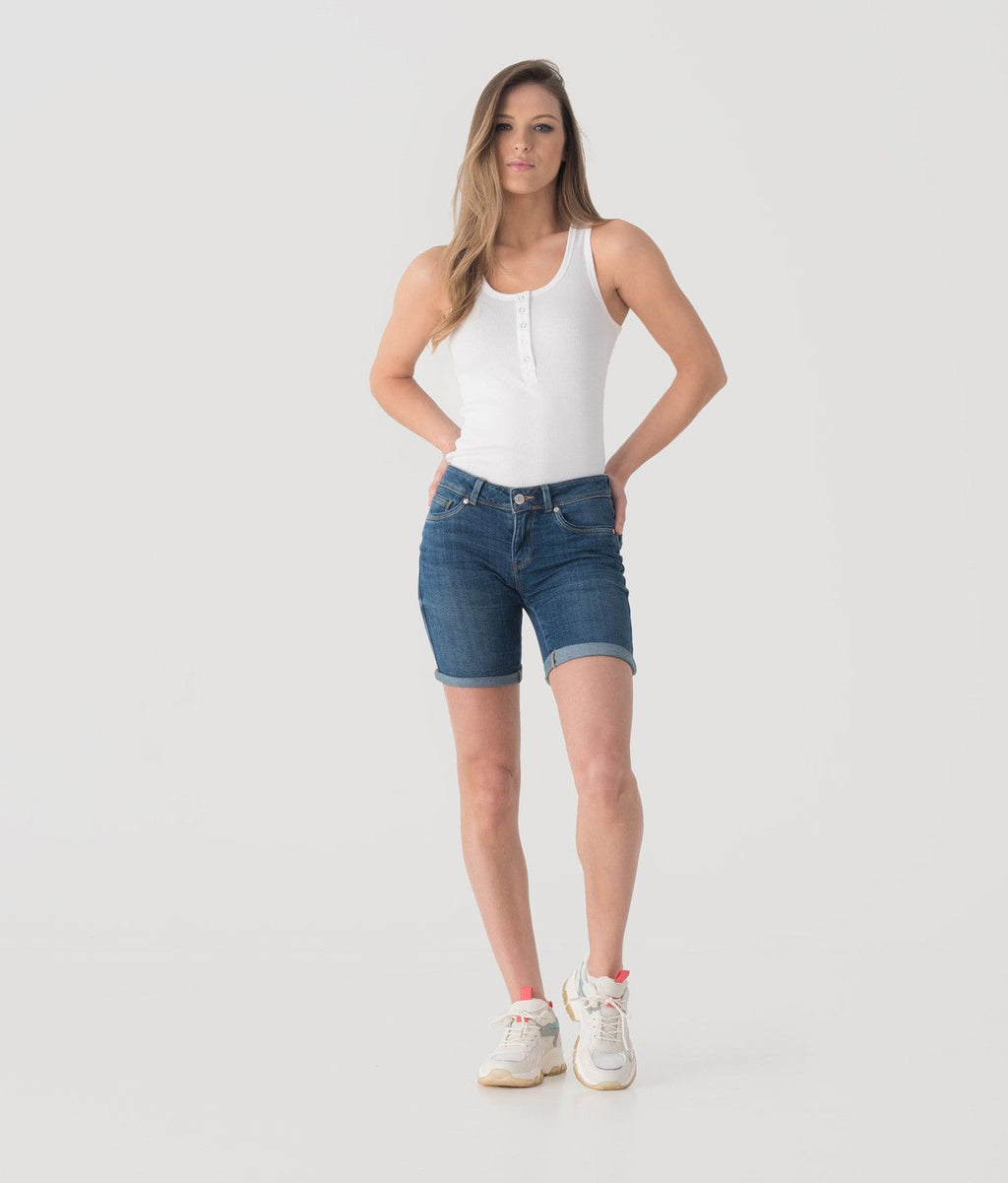 DEE BERMUDA SHORTS, W0511