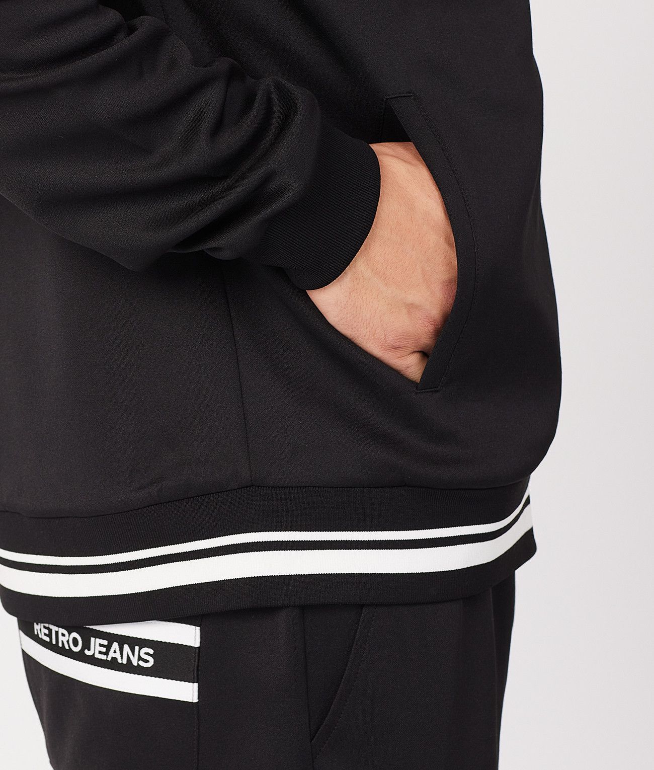WILL ZIPUP JOGGING TOP, BLACK