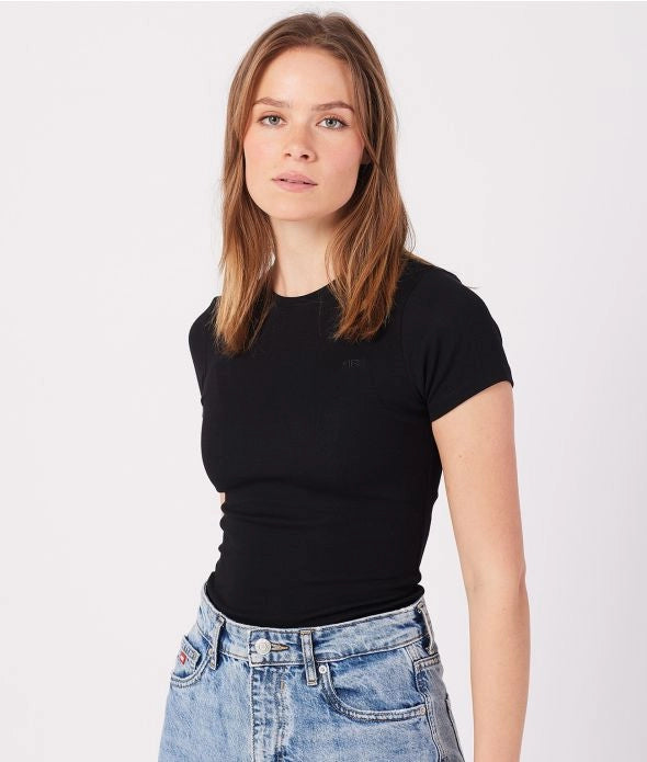 KYRA T-SHIRT, BLACK