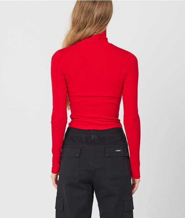 IZZY L.S.TOP, RED