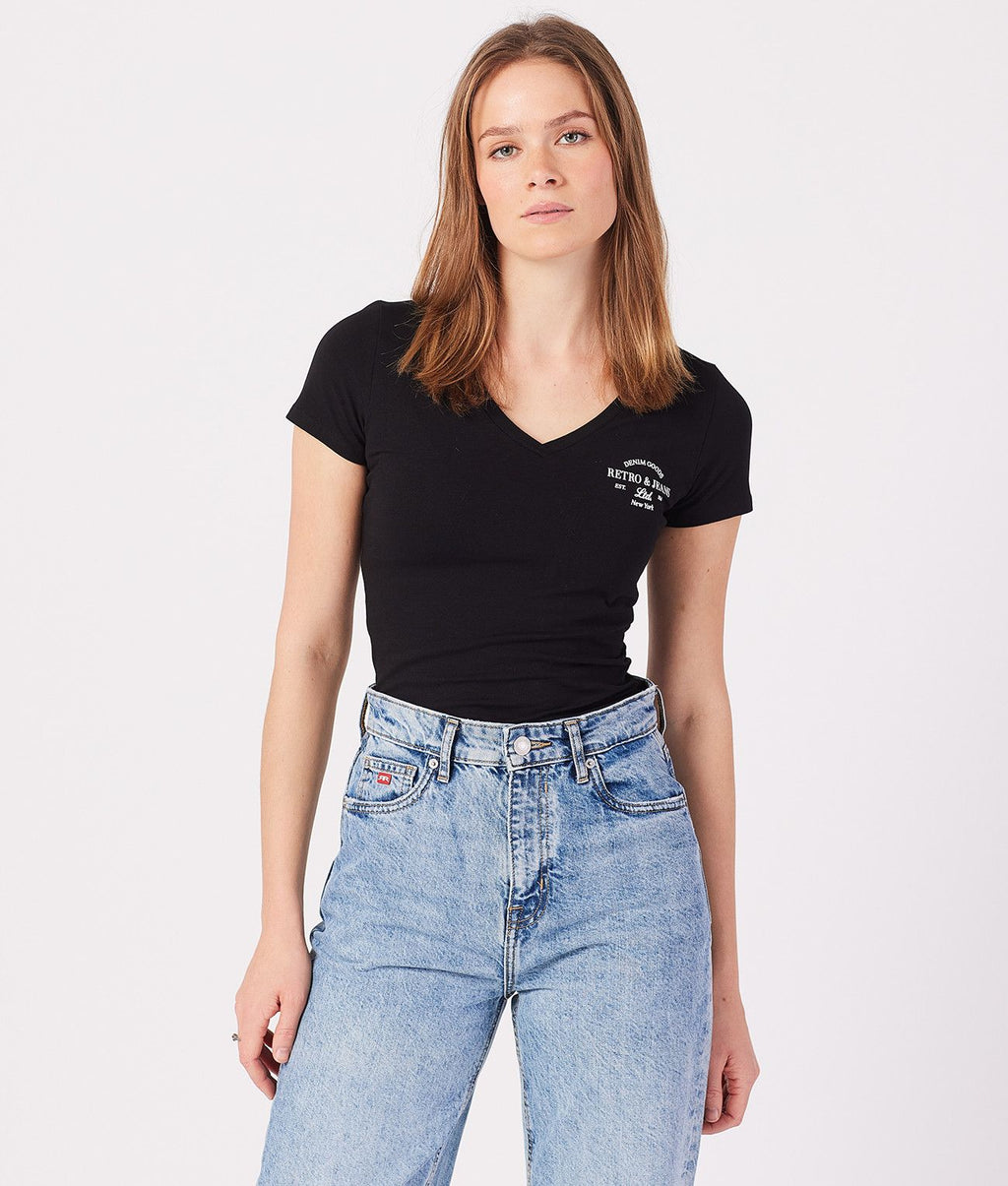 PETRA T-SHIRT, BLACK