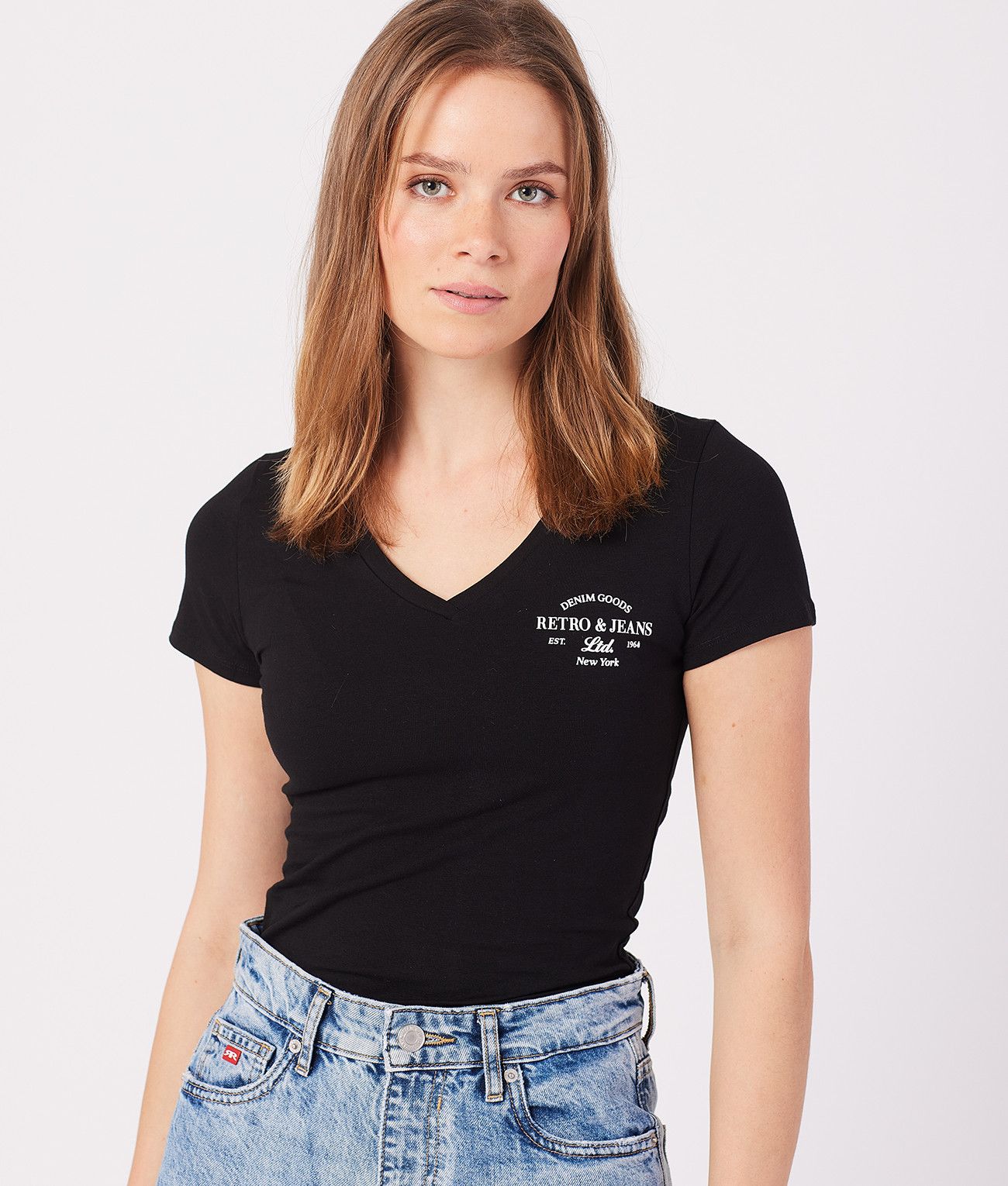 PETRA T-SHIRT, BLACK