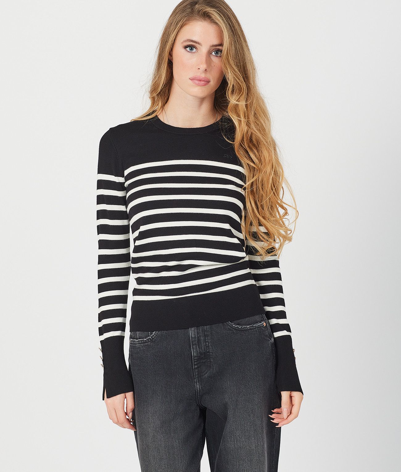 IZZY SWEATER, BLACK