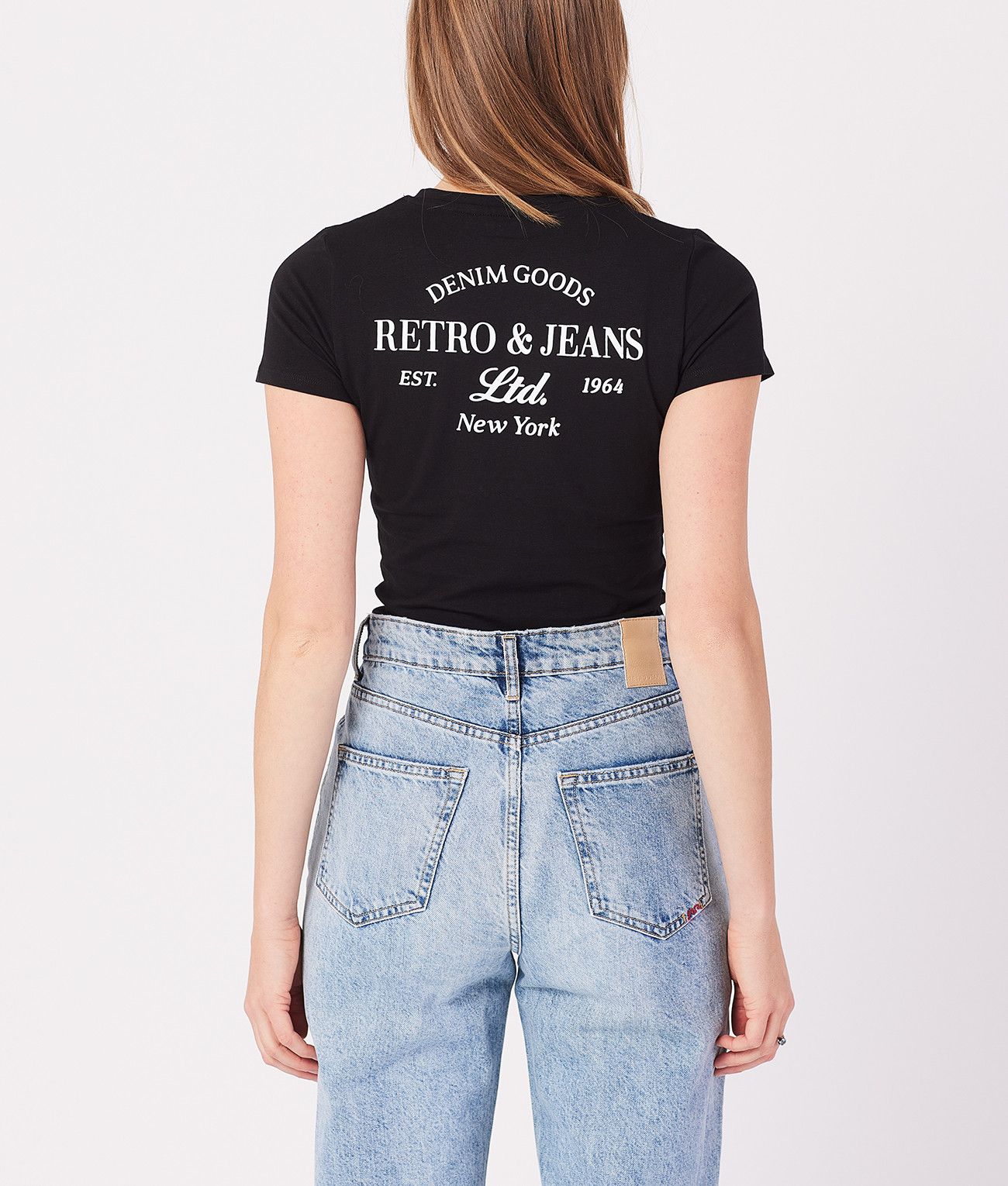 PETRA T-SHIRT, BLACK