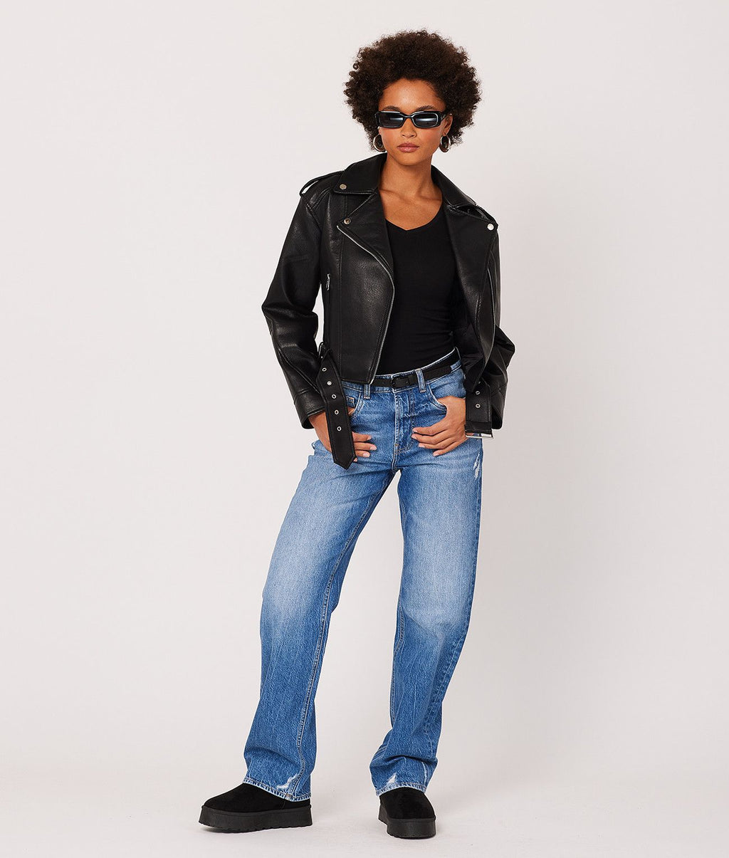 KYRA V T-SHIRT, BLACK