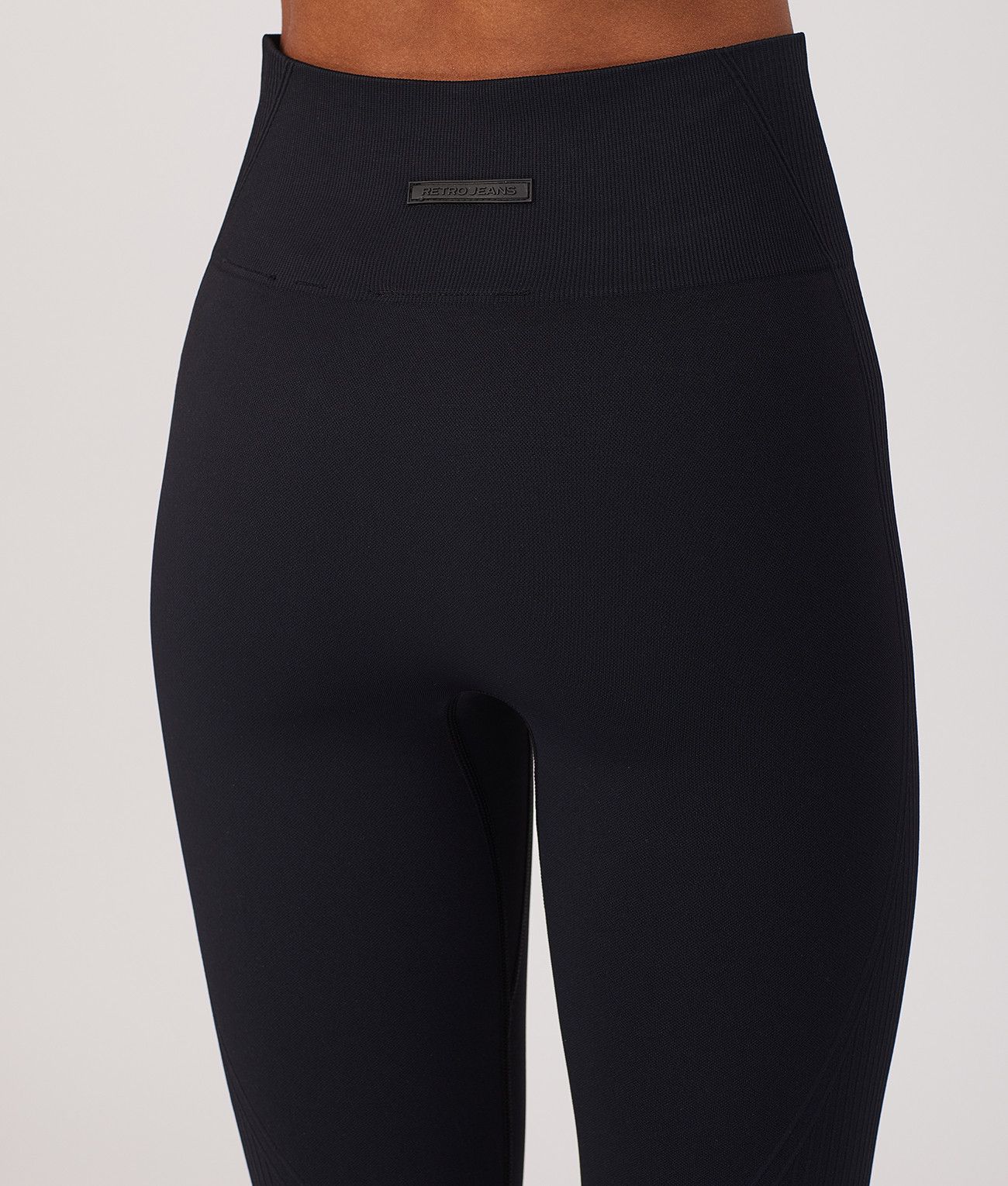 SOLEIL NŐI LEGGINGS, FEKETE